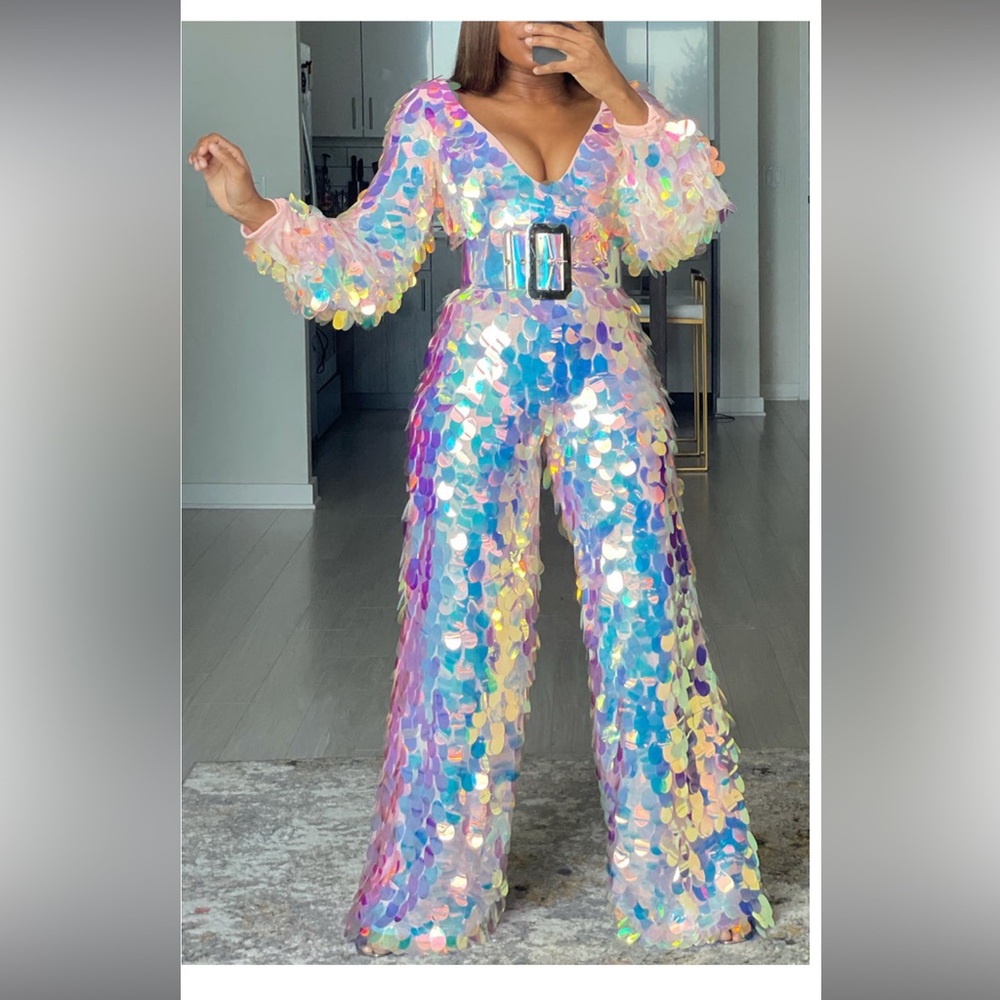 Shiny Sequined Long Sleeve V-Neck Iridescent Jumpsuit with Clear Belt - NWT